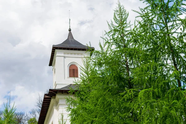 Wieża Klasztoru Miclauseni Rumunia — Zdjęcie stockowe