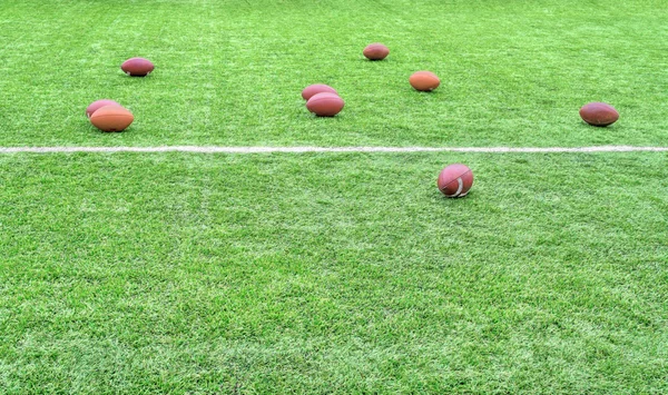 Rugby piłki na pole — Zdjęcie stockowe