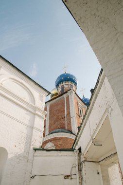 08.21.2021, Rusya, Ryazan. Kremlin 'deki Varsayım Katedrali' nin mimari anıtının yeniden inşası