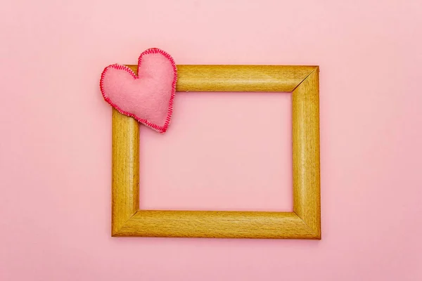 Valentine Day Wedding Concept Soft Felt Heart Wooden Frame Light — Zdjęcie stockowe