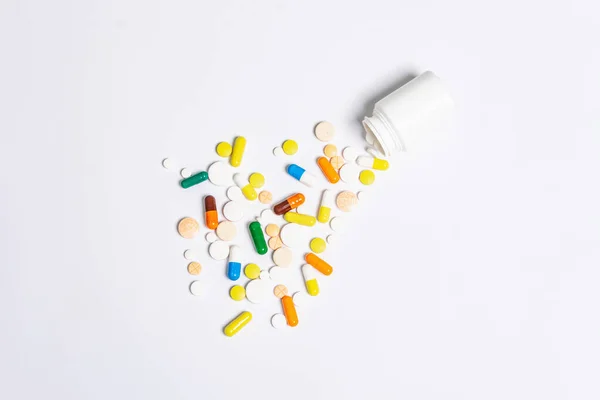 Válogatott Gyógyszerészeti Gyógyszer Tabletták Tabletták Kapszulák Kezelésére Betegség Izolált Fehér — Stock Fotó