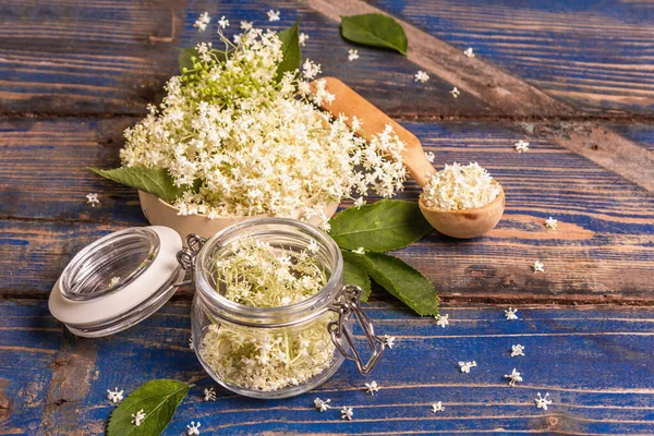 Färska Fläderbär Blommor Ingrediens För Hälsosam Mat Koncept Blå Vintage — Stockfoto