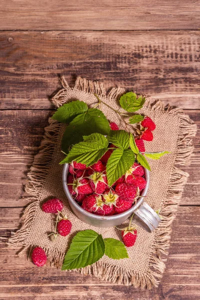 Raspberries Background Ripe Fruits Vintage Mug Rustic Style Modern Hard — Stock Photo, Image