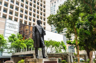 Sir Thomas Jackson Bart 'ın Hong Kong' daki heykeli. Sir Thomas Jackson, Hong Kong ve Şangay Bankacılık Şirketi 'nin üçüncü müdürüydü..