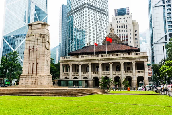 Nihai Temyiz Mahkemesi binası aynı zamanda Hong Kong 'daki Eski Yargıtay Binası olarak da bilinir. Daha önce Yüksek Mahkeme ve Yasama Konseyi 'ne ev sahipliği yapmıştı.