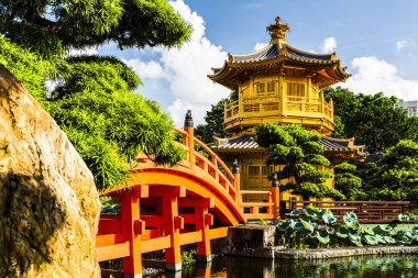 Nan Lian Garden, Hong Kong 'daki Golden Pavilion Tapınağı. Burası Diamond Hill, Kowloon, Hong Kong' da bulunan bir kamu parkı.
