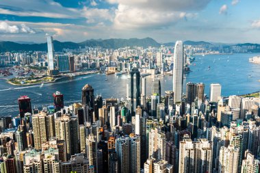 Victoria tepesinden Hong Kong 'un panoramik görüntüsü.