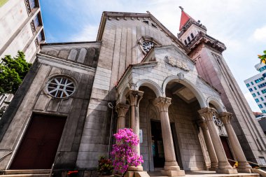 St. Teresa Kilisesi, Hong Kong 'da özel bir dönüm noktası olan Roma tarzı mimari tasarım ile inşa edilmiştir..