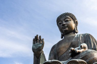Tian Tan Buddha ya da Po Lin Manastırı 'ndaki dev Buda heykeli Lantau Adası, Hong Kong.