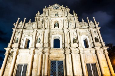 Macau 'daki St.Paul Katedrali' nin dış cephesi, Macau 'nun tarihi mimarisi. Mekan UNESCO Dünya Mirası 'nın bir parçası.