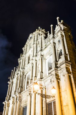 Macau 'daki St.Paul Katedrali' nin dış cephesi, Macau 'nun tarihi mimarisi. Mekan UNESCO Dünya Mirası 'nın bir parçası.