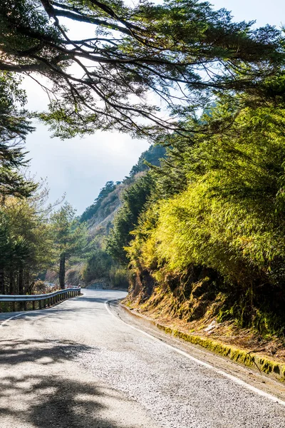 Asphaltstraße Hehuan Taiwan Asien Taroko Nationalpark Ist Eine Der Beliebtesten — Stockfoto