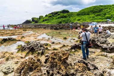 Pingtung, Tayvan - 30 Ağustos 2020: Fotoğrafçılar Kenting Milli Parkı, Pingtung, Tayvan