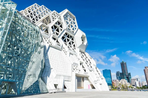 Kaohsiung Music Center Con Vistas Desde Love River Estructura Hexagonal —  Fotos de Stock