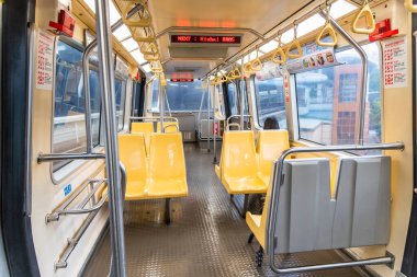 Mayıs ayında Tayvan 'da salgın başladığından beri, Taipei MRT' deki yolcu sayısı düştü..