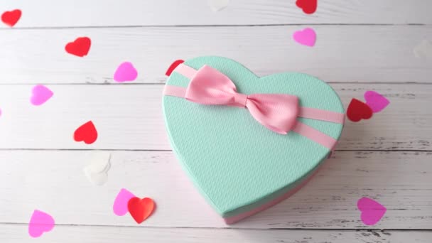 Biscotti Forma Cuore Scatola Blu Giorno San Valentino Rose Rosa — Video Stock