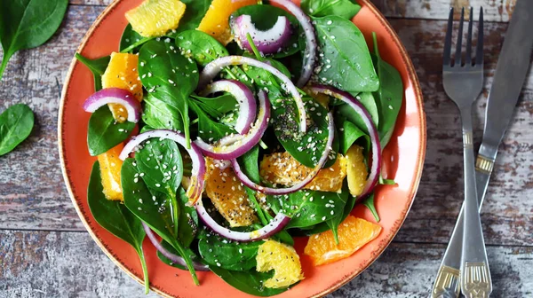Salada Saudável Com Espinafre Laranja Comida Vegan Dieta Orgânica — Fotografia de Stock