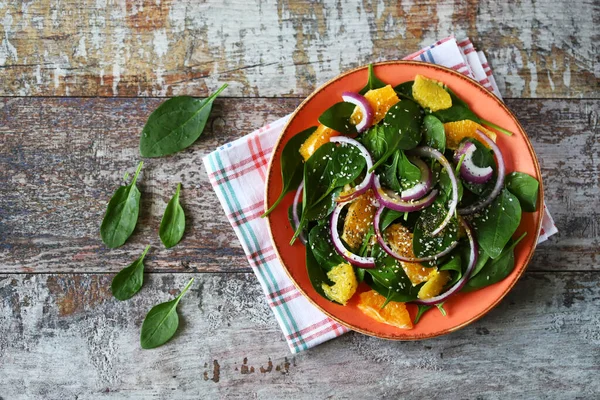 Salade Saine Aux Épinards Mandarine Oignons Bleus Nourriture Pour Organes — Photo
