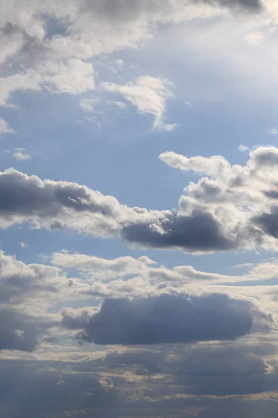 Μπλε Άνοιξη Ουρανό Και Λευκά Σύννεφα Ουρανός Σύννεφα — Φωτογραφία Αρχείου
