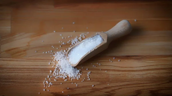 Sale Marino Una Spatola Legno — Foto Stock