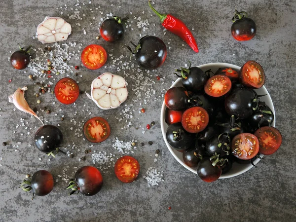 Tomates Cherry Negros Sal Marina Especias — Foto de Stock