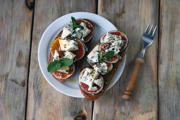 Sandwiches Figs Dor Blue Cheese — Stock Photo, Image