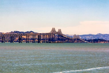San Rafael Köprüsü San Francisco 'da.