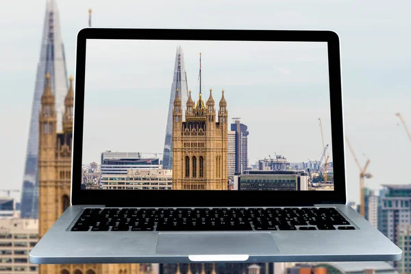 Skyline Londynu Tle Laptopa — Zdjęcie stockowe