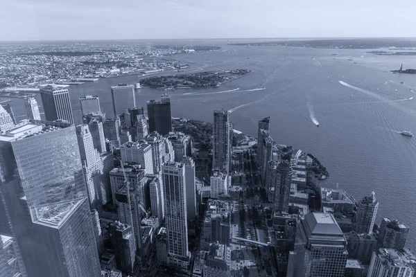 マンハッタンの高層ビルの空中ビュー — ストック写真