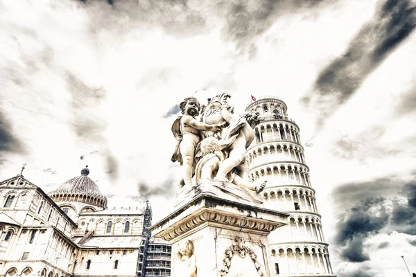 A Catedral e a Torre Inclinada em Pisa — Fotografia de Stock