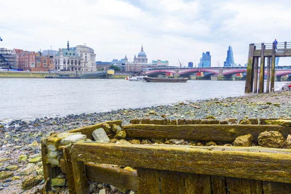 Prachtig uitzicht van de rivier de thema 's — Stockfoto