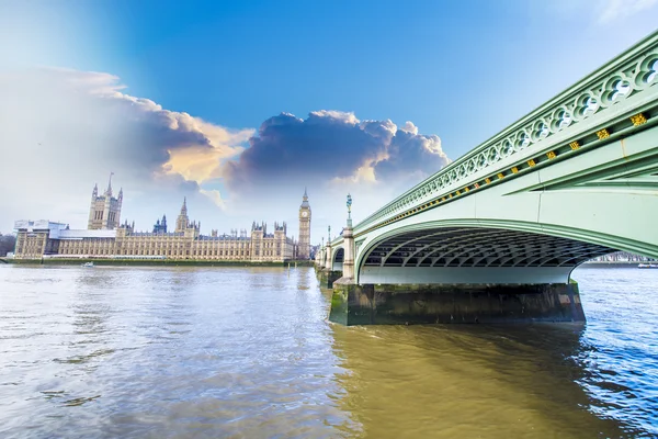Piękny widok na Westminster, Londyn. — Zdjęcie stockowe
