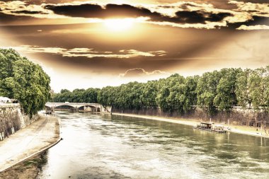 Roma'da tiber Nehri