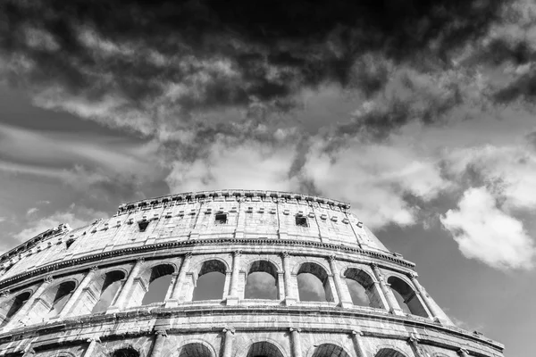 Céu Bonito Acima Colosseum Roma — Fotografia de Stock