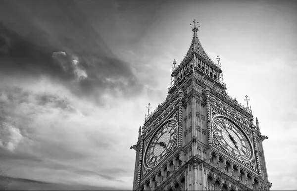 Der Große Ben Tower Gegen Den Himmel London Großbritannien — Stockfoto