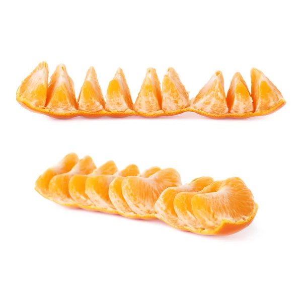Linie frischer Saft Mandarinen Früchte isoliert über dem weißen Hintergrund — Stockfoto