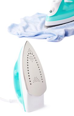 Demir farklı foreshortenings ayarla bir beyaz arka plan üzerinde izole mavi bezle