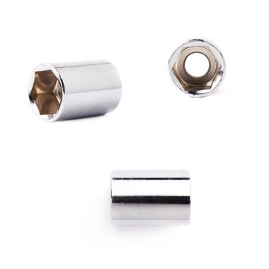 İzole beyaz arka plan üzerinde spanner tek hex soket seti