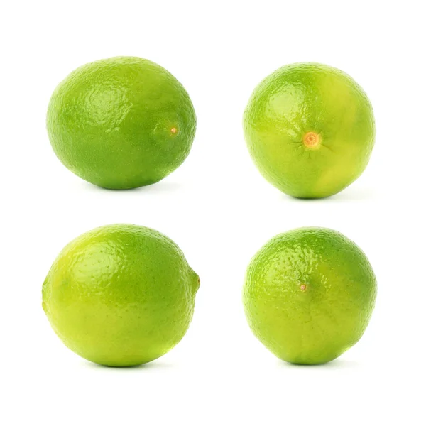 Set om fyra enkla limefrukter i olika kompositioner och foreshortenings, isolerade över den vita bakgrunden — Stockfoto