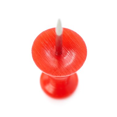 Beyaz arka plan üzerinde izole plastik PIN