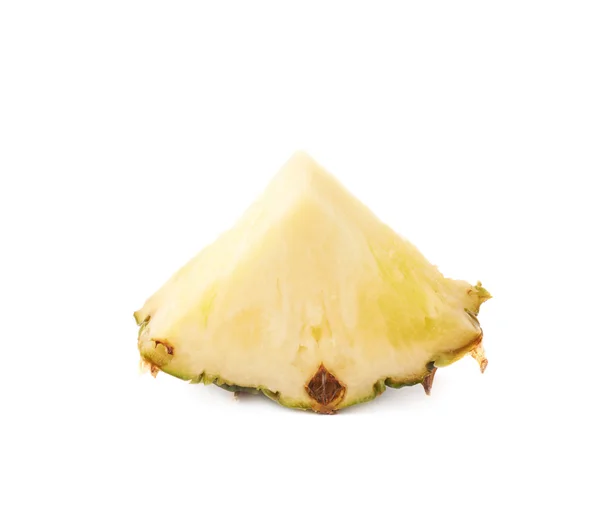 Fatia de abacaxi isolada sobre fundo branco — Fotografia de Stock