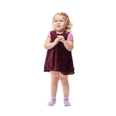 İzole beyaz arka plan üzerinde duran genç kız