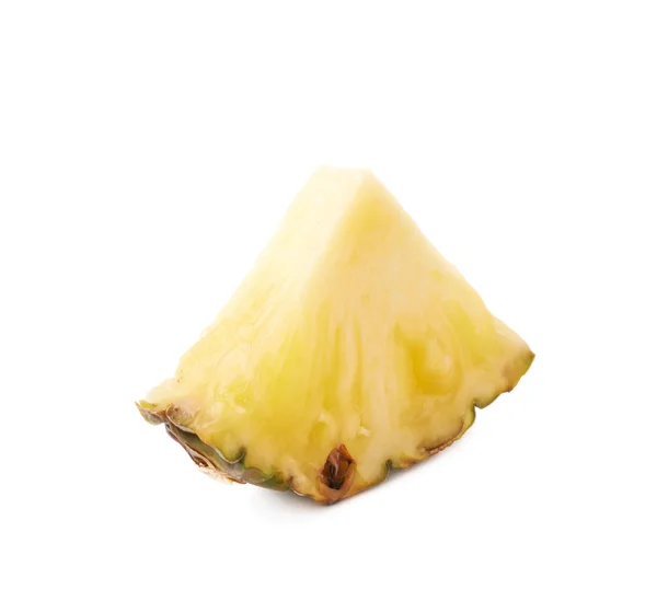 Schijfje ananas geïsoleerd op witte achtergrond — Stockfoto