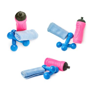 Beyaz arka plan üzerinde izole çift kaplı plastik dumbells kümesi