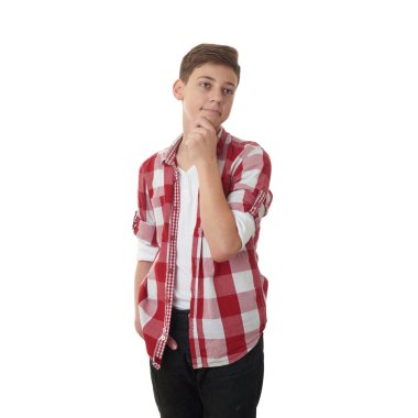 Sevimli genç çocuk beyaz izole arka plan üzerinde