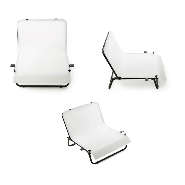 Набор стола для фотосъемки на изолированном белом фоне — стоковое фото