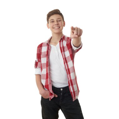 Sevimli genç çocuk beyaz izole arka plan üzerinde