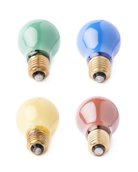 Conjunto de lâmpadas elétricas deitado no lado, isolado sobre o fundo branco — Fotografia de Stock