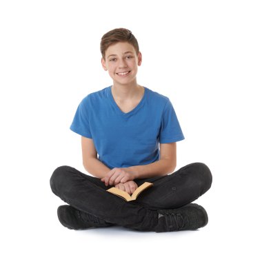 Sevimli genç çocuk beyaz izole arka plan üzerinde