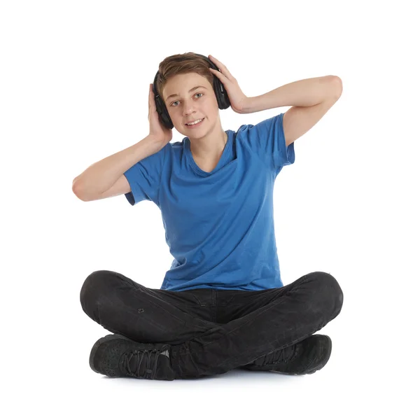 Bonito adolescente menino sobre branco isolado fundo — Fotografia de Stock